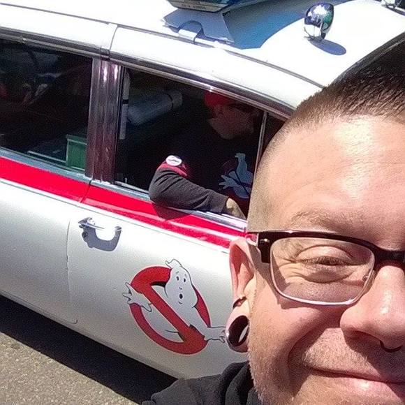 Meet your Posher, James - Picture 1 of 1